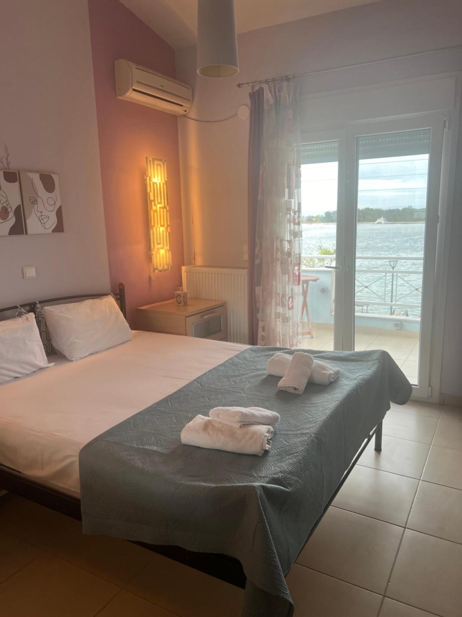 Anna Apartments Keramotí Kültér fotó